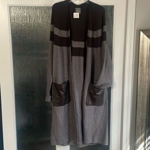 Women’s grey and black long sweater cardigan